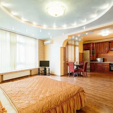 Apartment Luxcityapart On Ushakova 1v *