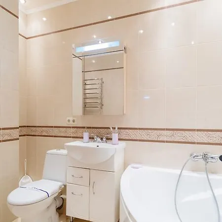 Apartment Luxcityapart On Ushakova 1v